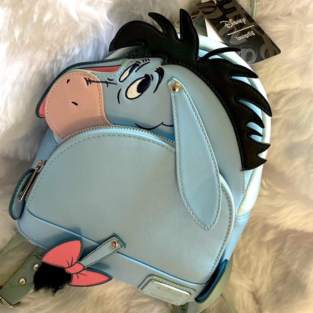 BNWT! 🌟EXCLUSIVE🌟 Adorable LOUNGEFLY Eeyore Backpack! 💙🎀
